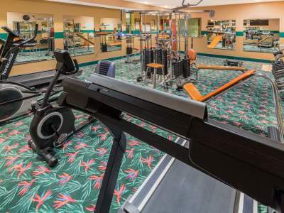 Days Inn By Wyndham Black Bear Salem Bagian luar foto